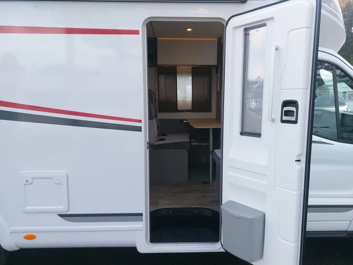 Fahrzeugbild LMC Tourer Lift H 664 G ABVERKAUF #9