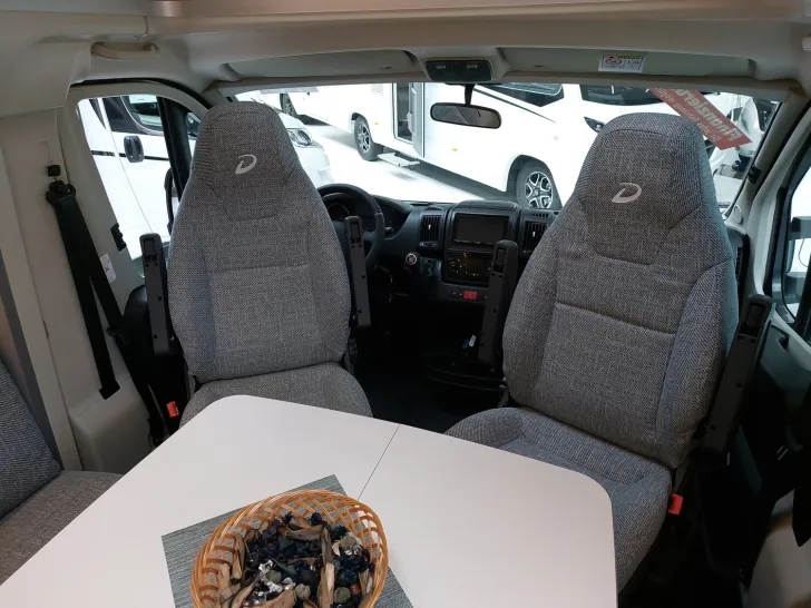 Fahrzeugbild Dethleffs Just Camp T 6752 DBL 3 Pakete #11