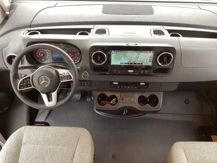 Fahrzeugbild Hymer B-Klasse MC I 690 Queensbett #10