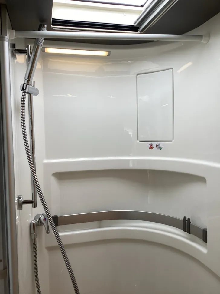 Fahrzeugbild Hymer B-Klasse MC I 690 Queensbett #20