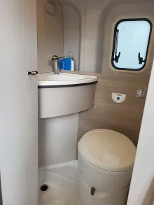 Fahrzeugbild Bürstner Lineo C 550 Summer Sale #16