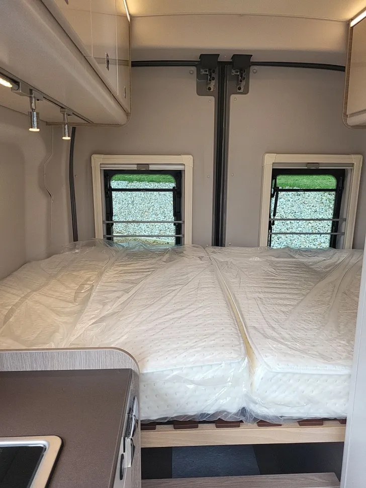 Fahrzeugbild Bürstner Lineo C 550 Summer Sale #17