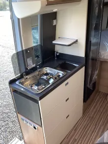 Fahrzeugbild Malibu Van charming GT skyview 600 DB 138l Kühlschrank #13