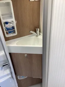 Fahrzeugbild Malibu Van charming GT skyview 600 DB 138l Kühlschrank #16