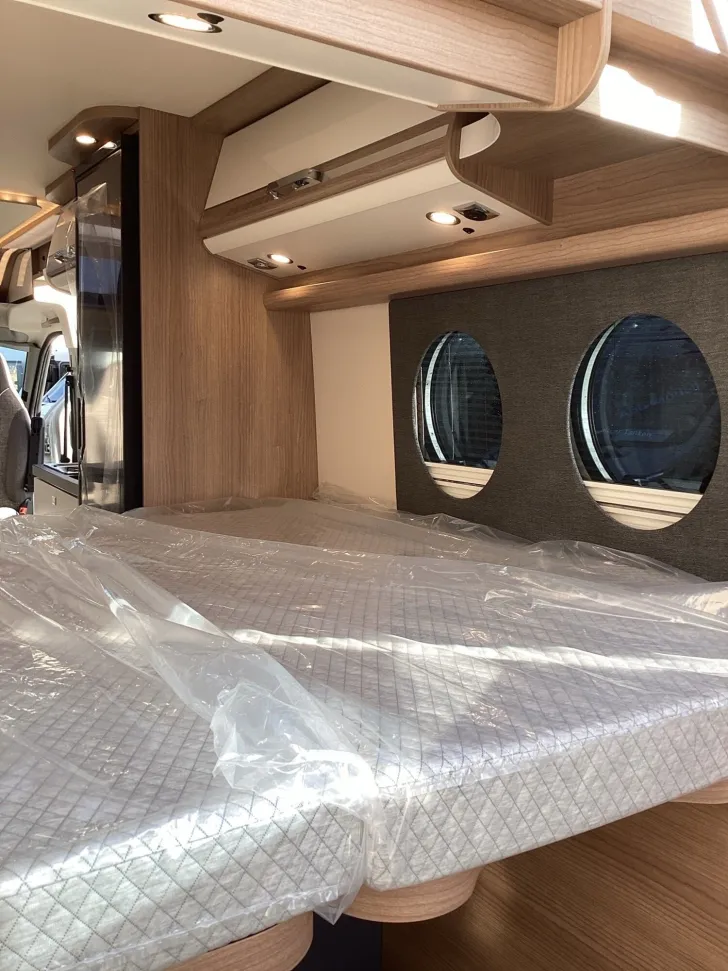 Fahrzeugbild Malibu Van charming GT skyview 600 DB 138l Kühlschrank #18