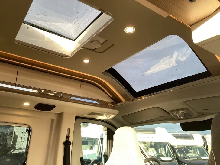 Fahrzeugbild Malibu Van charming GT skyview 600 DB 138l Kühlschrank #20