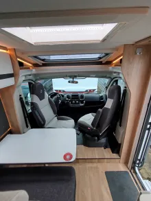 Fahrzeugbild Dethleffs Globebus Camp T 4 *Dieselheizung* 4 Sitzplätze* #5