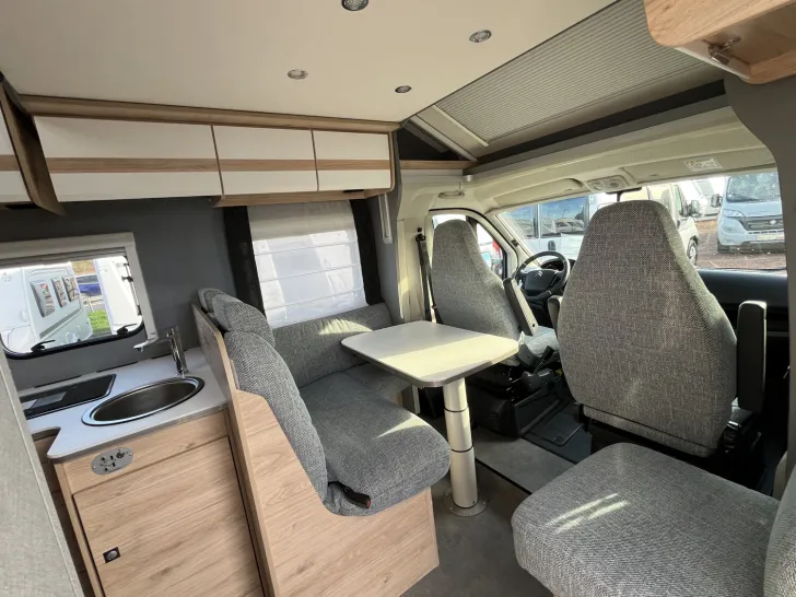 Fahrzeugbild Dethleffs Just Camp T 6812 EB sofort verfügbar #8