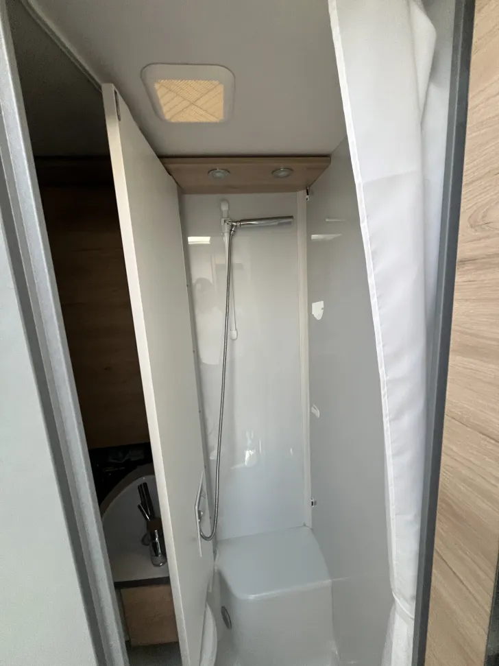 Fahrzeugbild Dethleffs Just Camp T 6812 EB sofort verfügbar #15