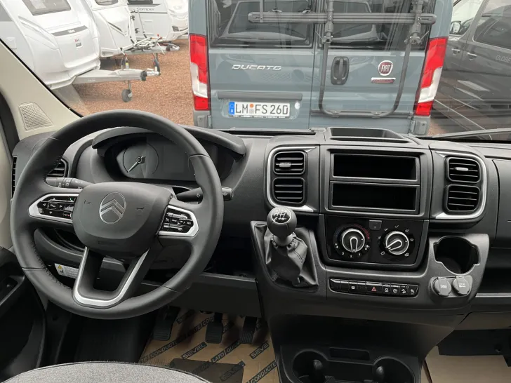 Fahrzeugbild Sunlight T 68 Citroen #6