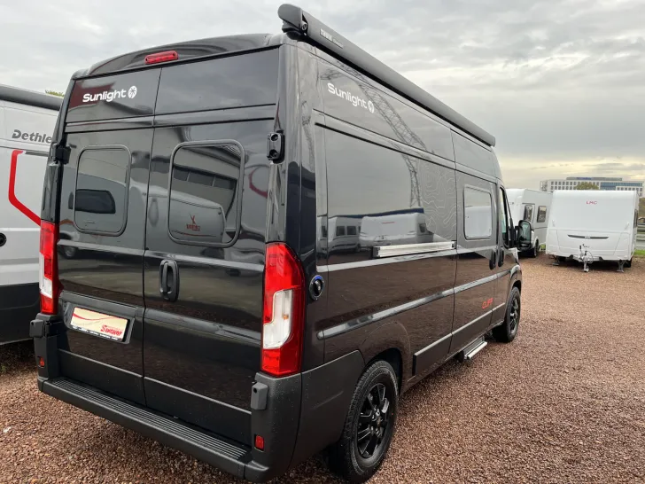 Fahrzeugbild Sunlight Cliff XX 600 #3