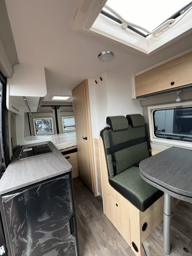 Fahrzeugbild Sunlight Cliff XX 600 #6