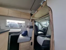 Fahrzeugbild Chausson Alkoven C727 GA AHK/Einzelbetten/Winterpaket #7