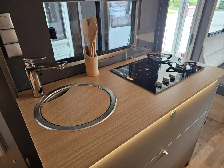 Fahrzeugbild LMC Videro 450 D sofort Verfügbar #12