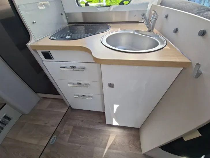 Fahrzeugbild Hymer Tramp S 585 Solaranlage|Diesel-Hzg.|Kompr.-Kühls #8
