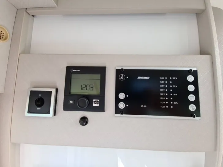 Fahrzeugbild Hymer Tramp S 585 Solaranlage|Diesel-Hzg.|Kompr.-Kühls #17