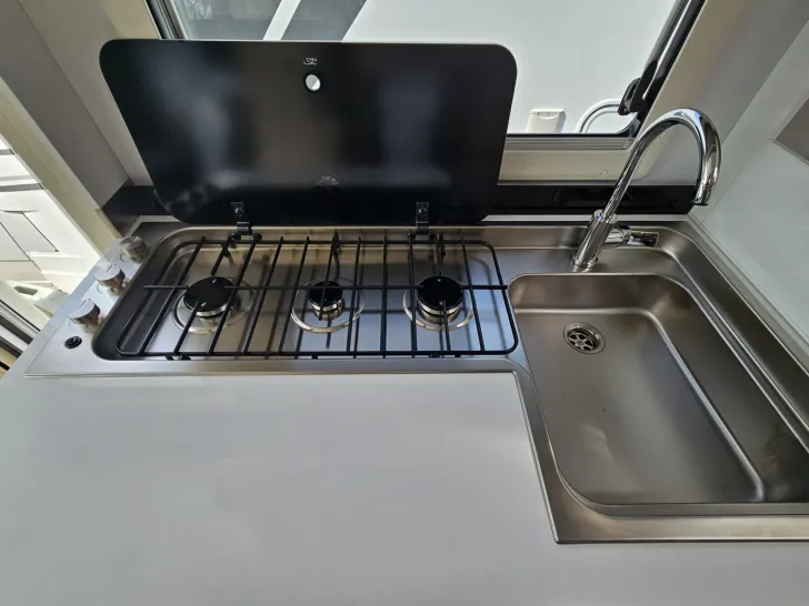 Fahrzeugbild Adria Compact Axess SP Automatik|NAVI|RFK|DL|LEDSW|ZVR #8