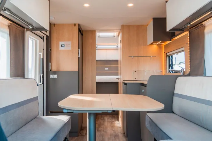 Fahrzeugbild LMC Tourer Lift H720 *Automatik*Hubbett*Navi*Markise #5