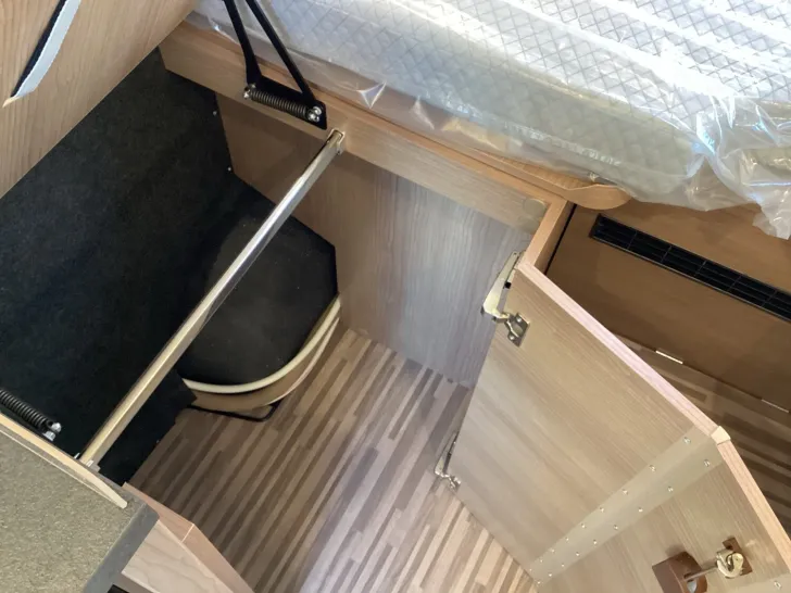 Fahrzeugbild Malibu Van charming GT skyview 640 LE K Vorteil 10500 #20