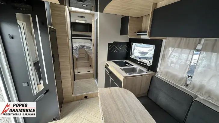 Fahrzeugbild Chausson Teilintegrierte 777 Etape Line Hubbett #8