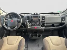 Fahrzeugbild Westfalia Amundsen 640 E Dachklima - Rollerträger - AHK #6