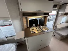 Fahrzeugbild Bürstner Premio Limited 490 TS 1700 kg | Glattblech|App #17