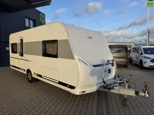 Fahrzeugbild LMC Tandero 500 E 1800kg Einzelbetten GFK #1