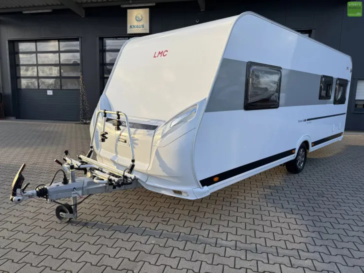 Fahrzeugbild LMC Tandero 500 E 1800kg Einzelbetten GFK #6