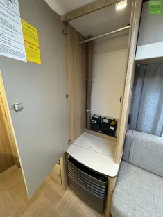 Bild 27 LMC Sassino 470 K Etagenbetten Dusch Paket