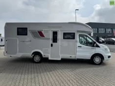 Bild 3 Roller Team Kronos 267 TL Queensbett Solar Automatik