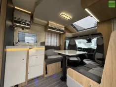 Bild 8 Roller Team Kronos 267 TL Queensbett Solar Automatik