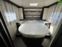 Fahrzeugbild Roller Team Kronos 267 P 180PS Queensbett Automatik #18