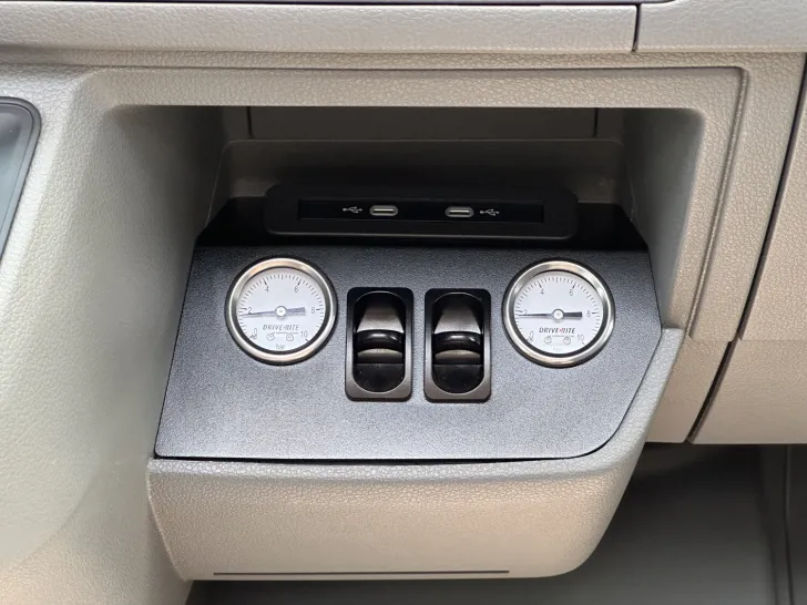 Fahrzeugbild Knaus Van TI VW VANSATION 640 MEG Luftfederung|4000KG #22