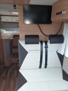 Bild 11 Weinsberg CaraCompact Suite 640 MEG EDITION [PEPPER] Mercedes Automatik