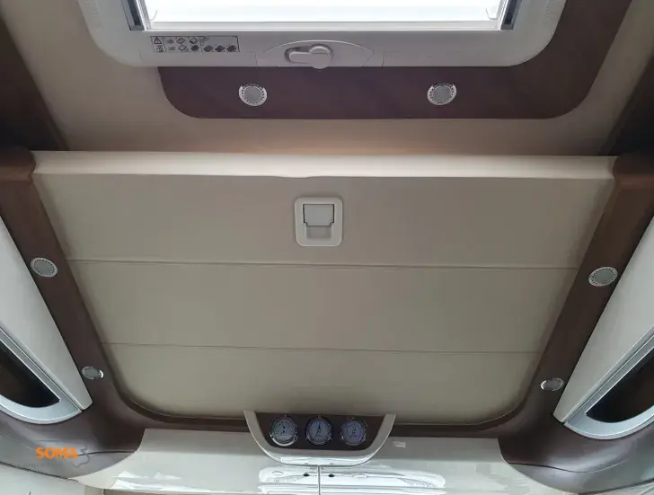 Fahrzeugbild Carthago chic s-plus I 61 XL LE Iveco VOLLAUSTATTUNG #12