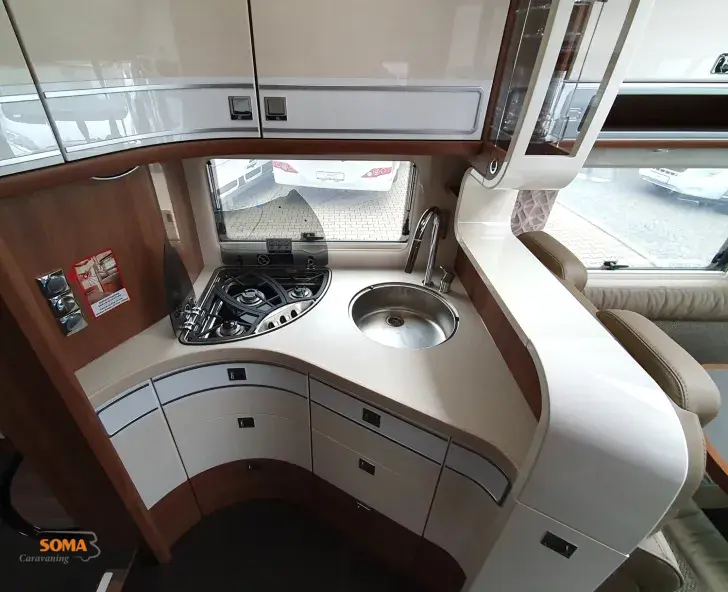Fahrzeugbild Carthago chic s-plus I 61 XL LE Iveco VOLLAUSTATTUNG #19