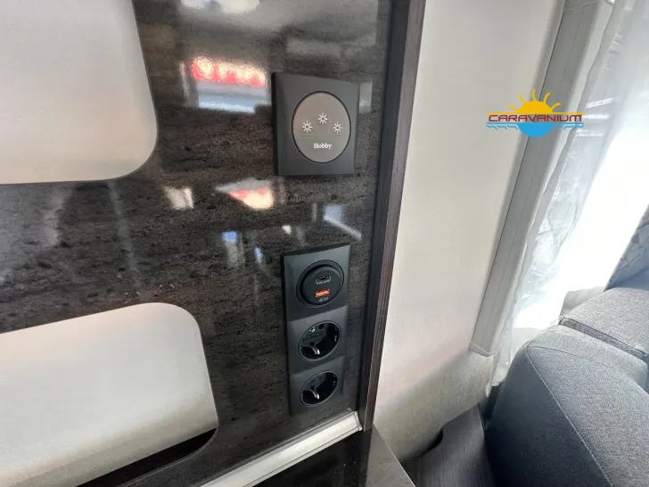 Fahrzeugbild Hobby Prestige 560 FC*TOP ANGEBOT* RIESENKÜCHE #32