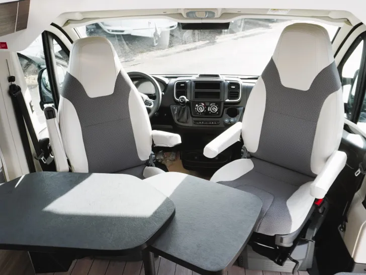 Fahrzeugbild VanTourer 630 L Fiat 180 PS SIE SPAREN 17.665 EUR #19