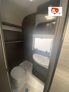 Bild 9 Dethleffs c-joy 420 QSH