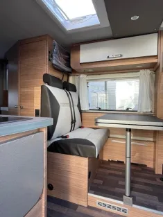 Bild 8 Weinsberg CaraCompact 600 MF EDITION [Pepper] Mietwagen Verfügbar Nov 25
