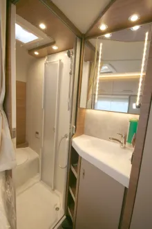 Fahrzeugbild Knaus Van I 550 MF #21