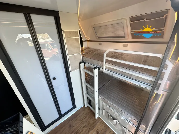 Fahrzeugbild Camppass CR 550 *SAND #18