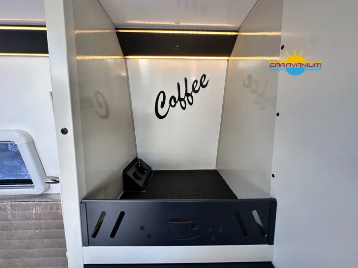 Fahrzeugbild Camppass CR 550 *SAND #30