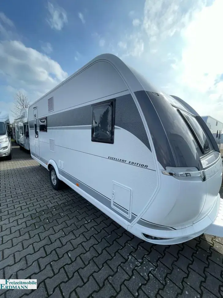 Fahrzeugbild Hobby Excellent Edition 560 KMFe #1