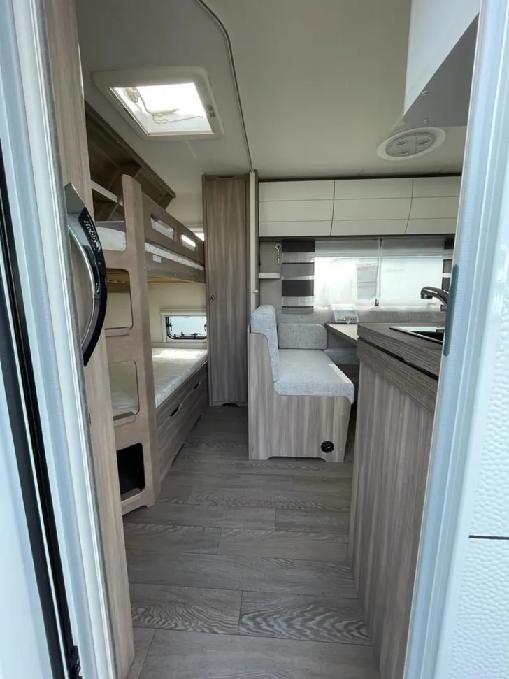 Fahrzeugbild Hobby Excellent Edition 560 KMFe #3