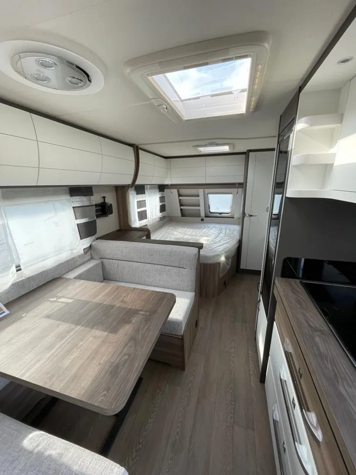 Fahrzeugbild Hobby Excellent Edition 560 KMFe #4