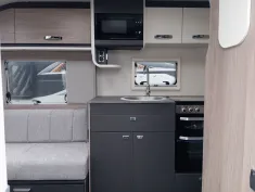 Bild 7 SWIFT Sprite Major 4 SB Exclusive Schmal mit toller Ausstattung