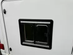 Bild 34 Hymer Tramp CL 678 Golden Limited *Seitenschaden*