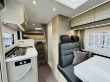 Sicht vorne-hinten Adria Compact SL *ACC * HB el. * LED * ZV*
