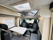 Sicht vorne-hinten Adria Compact SL *ACC * HB el. * LED * ZV*